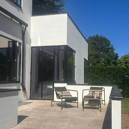 בית נופש Functionalist Near Svanemollen